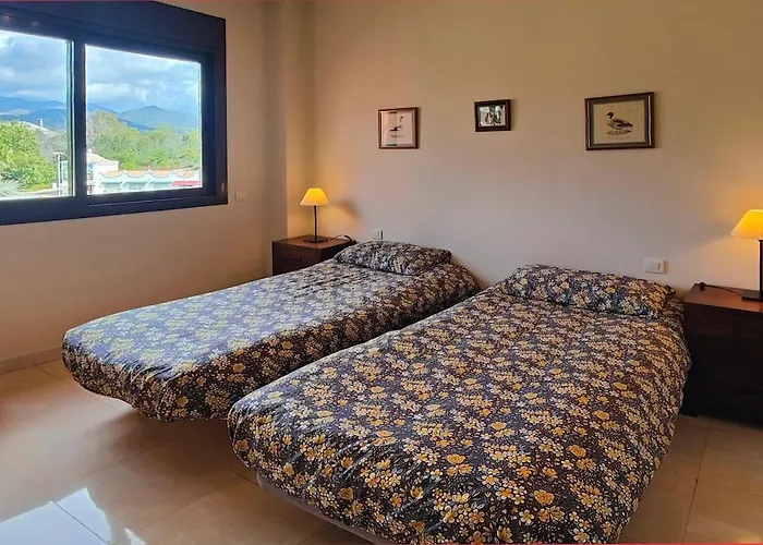 Atico De Lujo Con Hermosas Vistas, Salinas, Apartment *